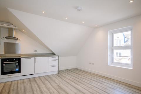 undefined, Carshalton Road, Sutton SM1