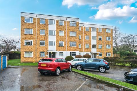 2 bedroom apartment for sale - The Cloisters, Frimley, Camberley, Surrey, GU16