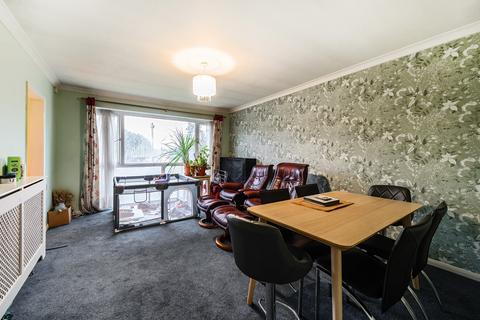 2 bedroom apartment for sale, The Cloisters, Frimley, Camberley, Surrey, GU16