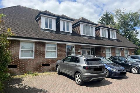 Office to rent, High St Great Missenden HP16 0AN