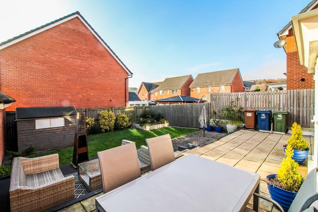 Rear Garden Pic 2.