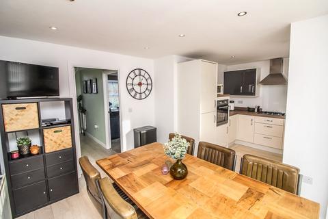 4 bedroom detached house for sale, Barmston Road, Teal Farm, Washington, NE38