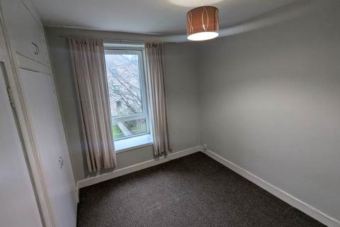 1 bedroom flat to rent, 8 Malcolm Street 2/L, ,