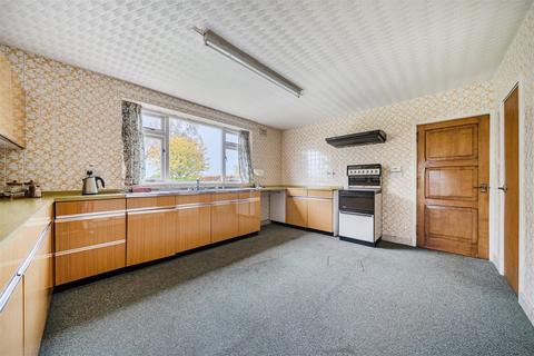 5 bedroom house for sale, Whixall, Nr Whitchurch.