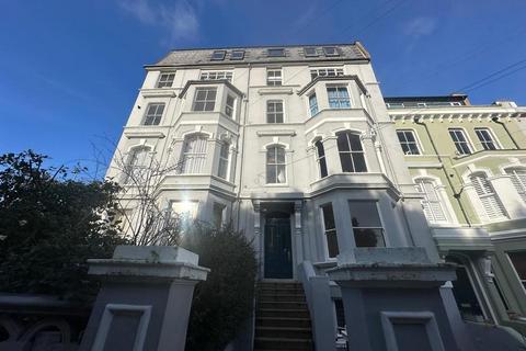 2 bedroom flat to rent - Anglesea Terrace, St Leonards on Sea, East Sussex, TN38 0QT