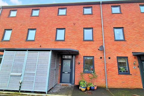 4 bedroom terraced house for sale, Pinsley Mill Gardens, Leominster, Herefordshire, HR6 8NS