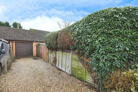 2 bedroom bungalow for sale, Main Road, Friday Bridge, Wisbech, Cambridgeshire, PE14 0HJ