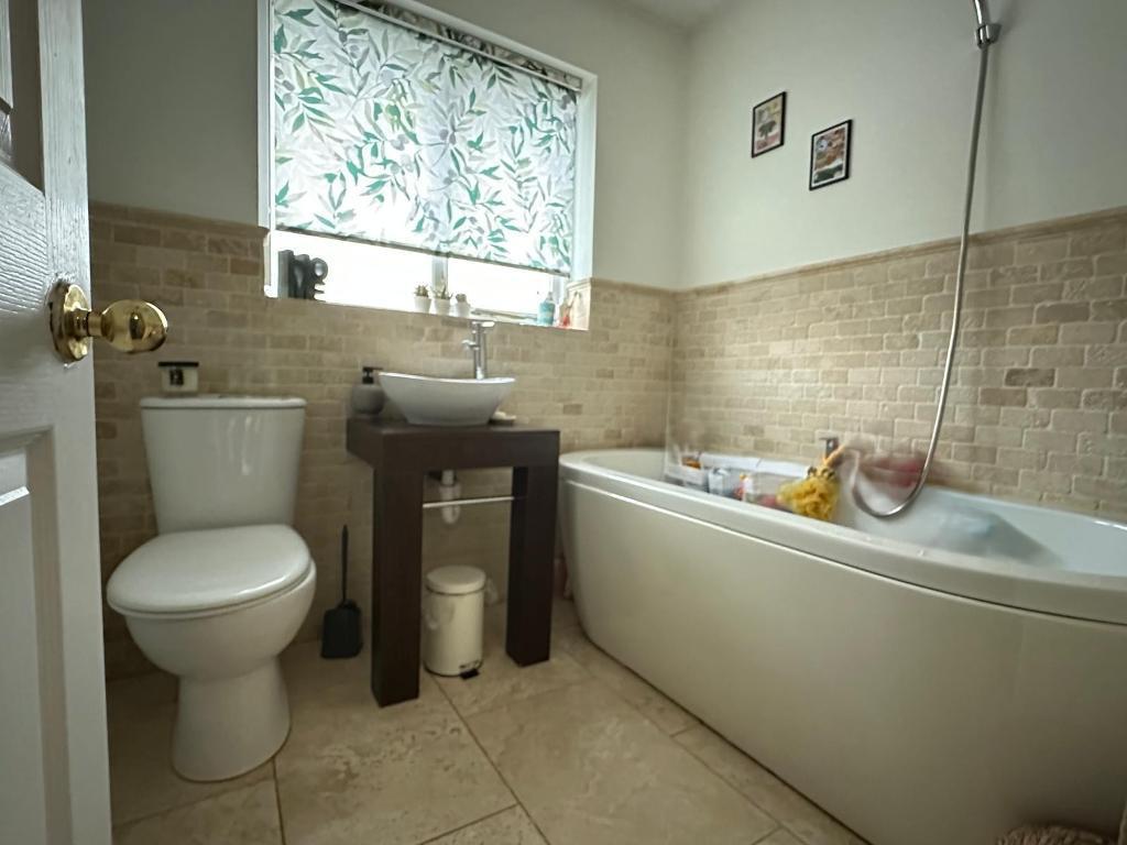 Family bathroom
