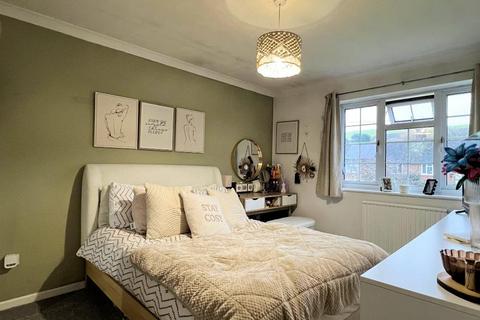 3 bedroom semi-detached house for sale, Manor Road, Upper Beeding, West Sussex, BN44 3TJ