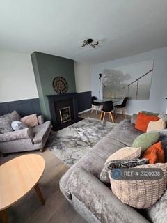 2 bedroom flat to rent, Prospect Road, Farnborough, GU14