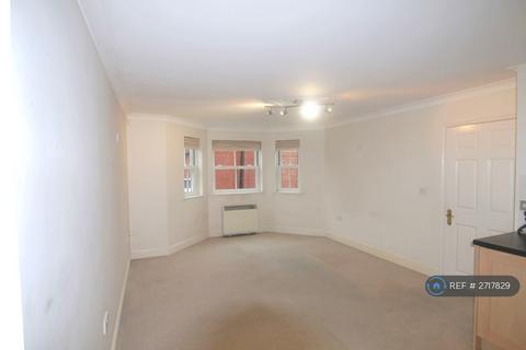 2 bedroom flat to rent, Martell Road, London, SE21