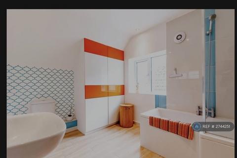 undefined, Ship Lane, Farnborough, GU14