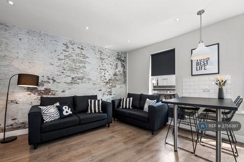 4 bedroom flat to rent, Hills Road, Cambridge, CB2