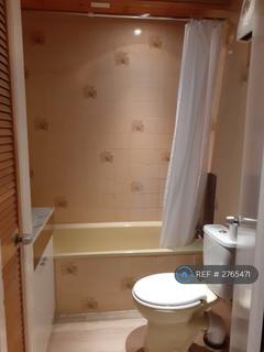 1 bedroom flat to rent, Carlton Drive, London, SW15