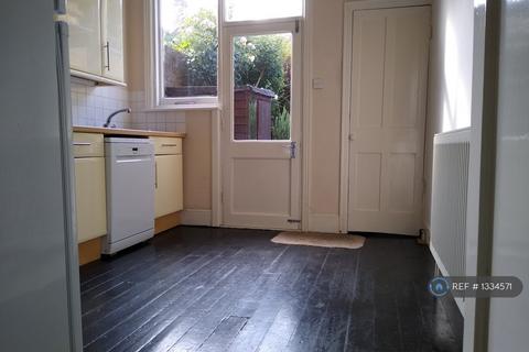 1 bedroom flat to rent, Lewisham, London, SE13
