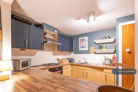 undefined, Valleyfield Street, Edinburgh, EH3