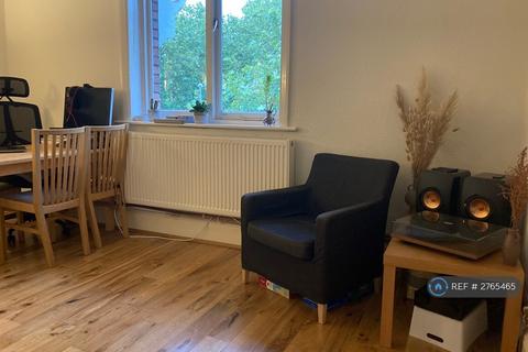 undefined, Fitzjohns Ave, London, NW3