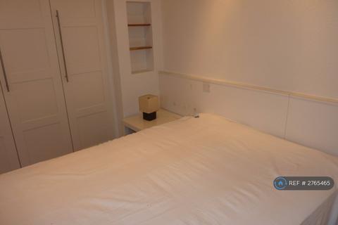 undefined, Fitzjohns Ave, London, NW3
