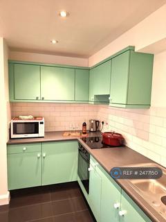 3 bedroom flat to rent, Kempton Court, London, E1