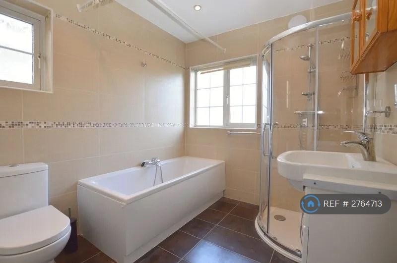 1st Floor Bathroom
