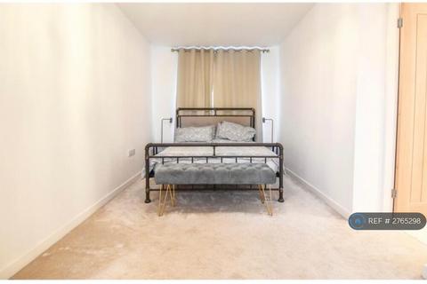 undefined, The Retreat, Bromsgrove, B61