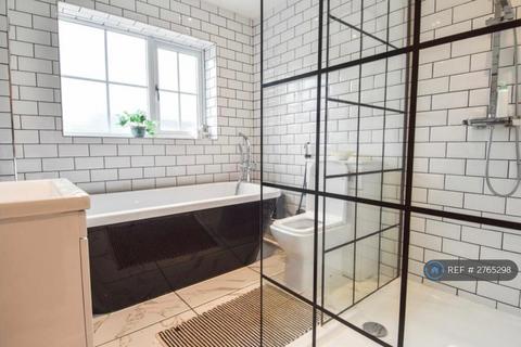 undefined, The Retreat, Bromsgrove, B61