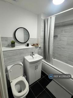 1 bedroom flat to rent, Memorial Heights, Ilford, IG2