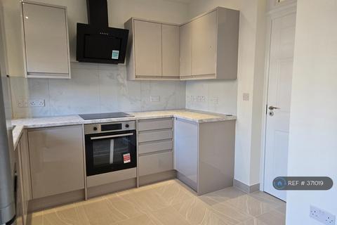 1 bedroom flat to rent, Ewart Grove, London, N22