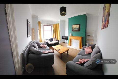 1 bedroom in a house share to rent, Stockton Road, Manchester, M21