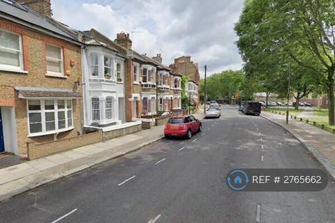 2 bedroom flat to rent, Cabul Road, London, SW11