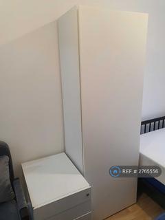 undefined, London Road, Isleworth, TW7