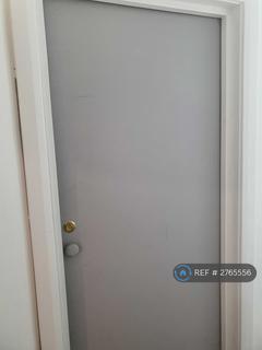 undefined, London Road, Isleworth, TW7