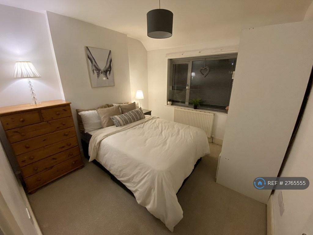 Beautifully Laid Out Double Room