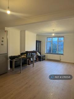 3 bedroom end of terrace house to rent, Polesworth Road, Dagenham, RM9
