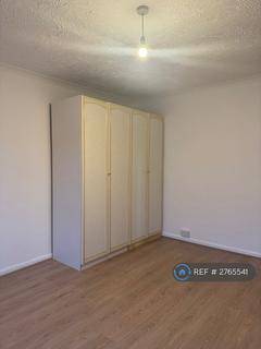 3 bedroom end of terrace house to rent, Polesworth Road, Dagenham, RM9