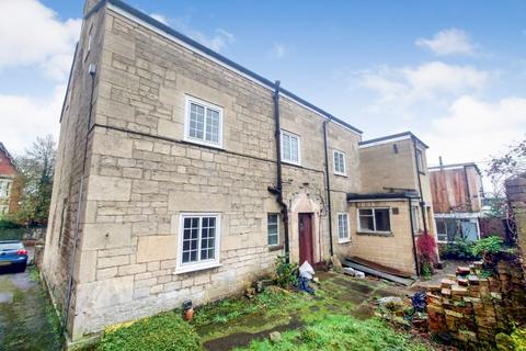 undefined, Regent Street, Stonehouse GL10