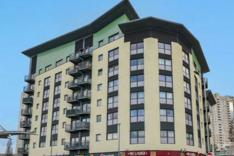 Greary Court, London N9