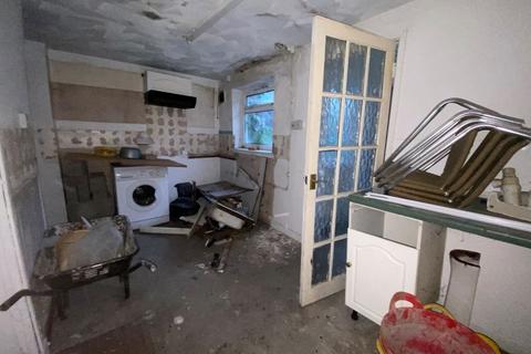 3 bedroom terraced house for sale, Cross Street, Mountain Ash CF45