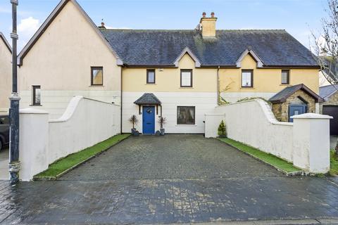 3 bedroom terraced house, The Mews, Castlewhite, Whitechurch, Cork