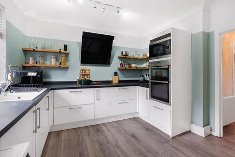 3 bedroom end of terrace house for sale, Ladywell Place, Tullibody FK10