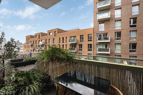 1 bedroom apartment for sale, Nelson Walk, London, E3