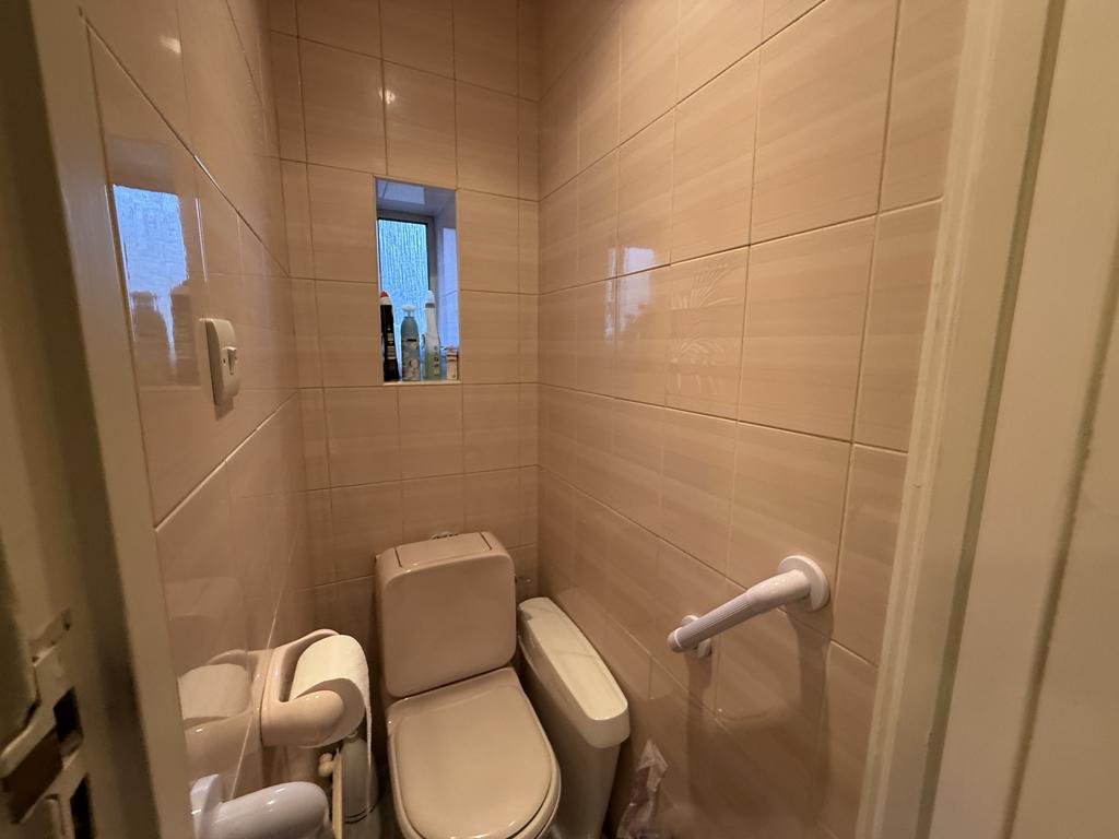 Separate Wc