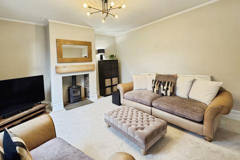 undefined, Old Lane, Birkenshaw, BD11
