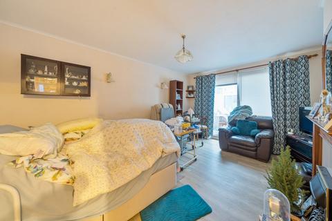 undefined, Staveley Road, Bedfordshire LU6