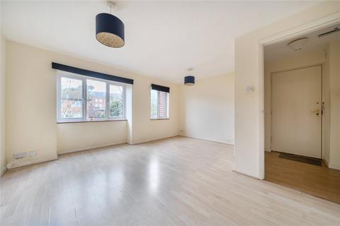 2 bedroom apartment for sale, Station Road, Redhill, Surrey