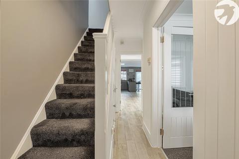 4 bedroom semi-detached house for sale, Fleet Road, Dartford, Kent, DA2