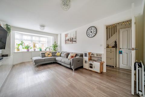 undefined, Miles Way, Wokingham, Berkshire