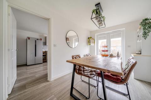 undefined, Miles Way, Wokingham, Berkshire