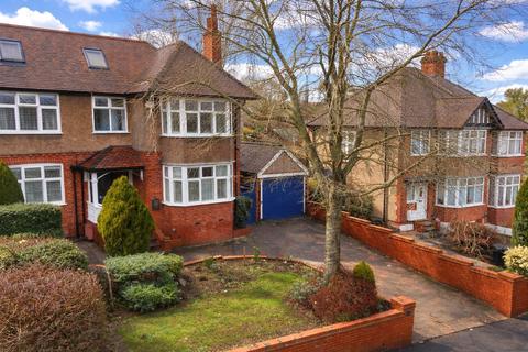 undefined, Cutenhoe Road, Luton, Bedfordshire, LU1