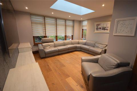 undefined, Cutenhoe Road, Luton, Bedfordshire, LU1